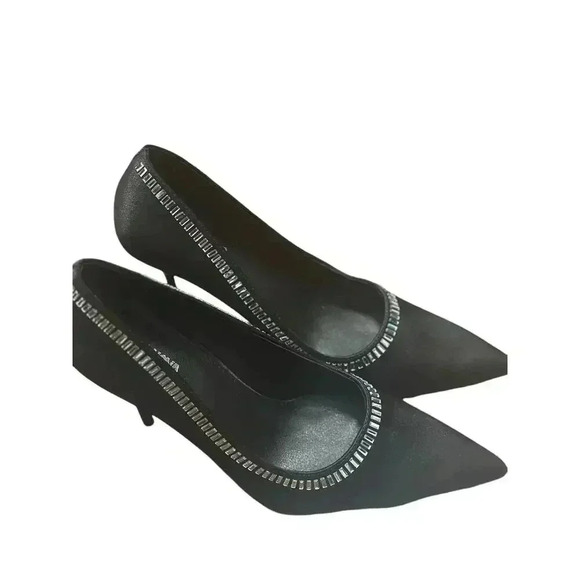 *NWOB* fashion nova Women Black Demi Embellished Heels - Size:10. - Picture 4 of 7